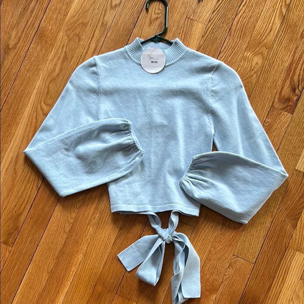 ⚓️ NWT SEA LEGS cropped open back top